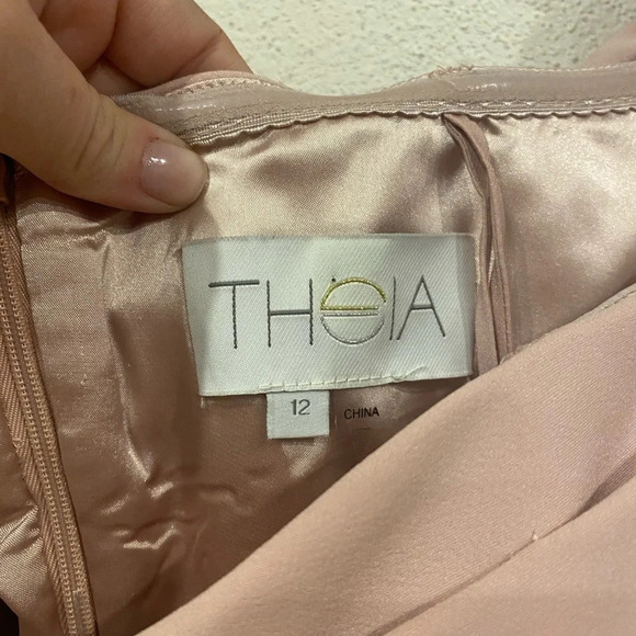 Theia Off the Shoulder Midi Dress Size 12 EUC - Picture 3 of 5